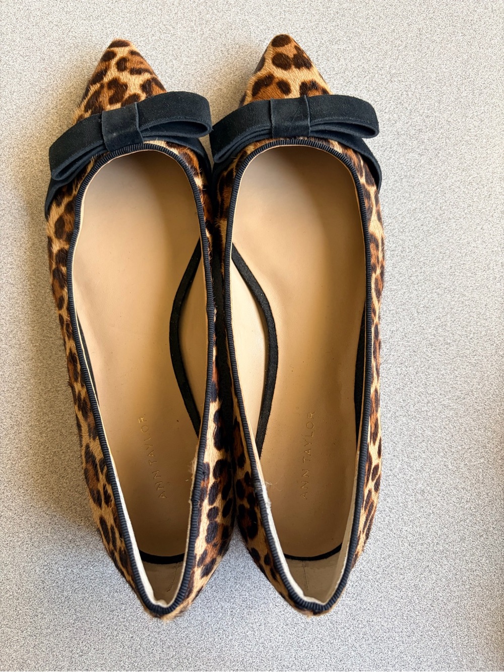 Ann Taylor leopard calf hair flats Size 5M